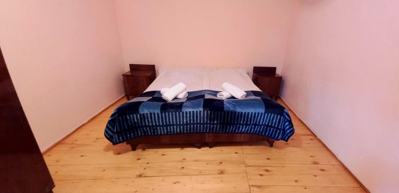 Bees Guesthouse Mestia Luaran gambar